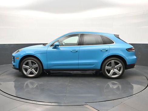 Certified 2019 Porsche Macan S AWD/4WD image 2