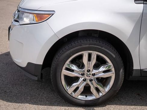 Used 2013 Ford Edge Limited FWD image 9