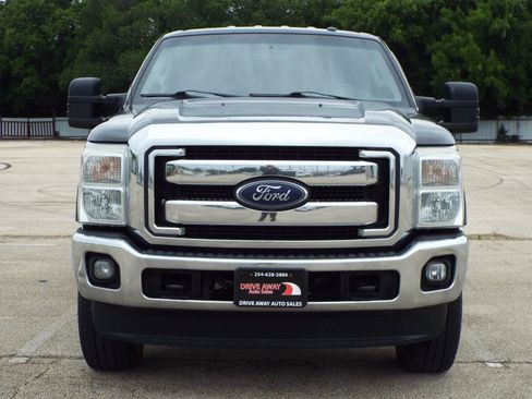 Used 2016 Ford F250 XLT w/ XLT Value Package AWD/4WD image 2
