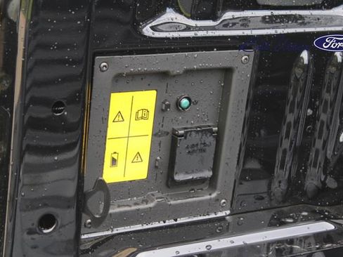 New 2025 Ford F150 Lightning Flash image 7