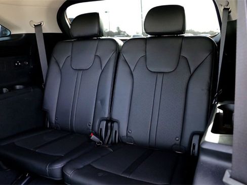 Used 2022 Kia Sorento SX image 26