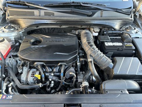 Certified 2022 Kia Forte GT FWD image 18