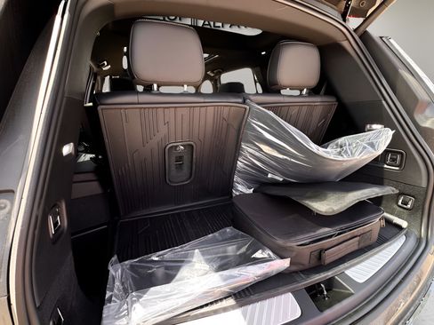 Used 2026 Cadillac Vistiq Sport w/ LPO, Floor Liner Package AWD/4WD image 25