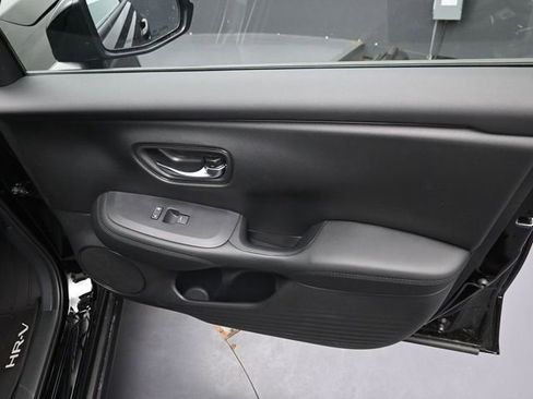 New 2026 Honda HR-V LX image 28
