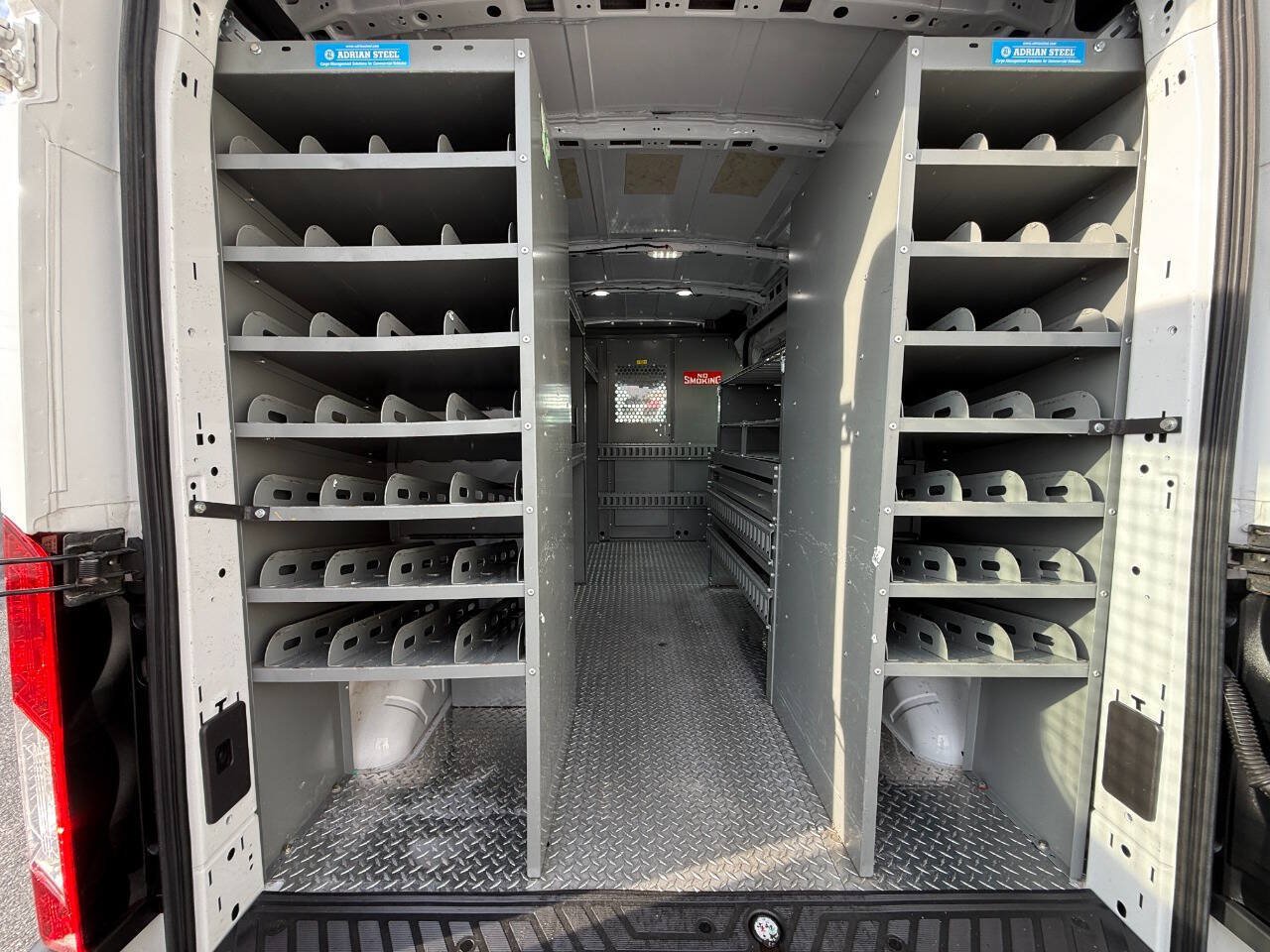 Used 2018 Ford Transit 350 148 Medium Roof RWD image 9