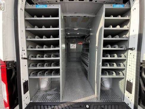 Used 2018 Ford Transit 350 148 Medium Roof RWD image 9