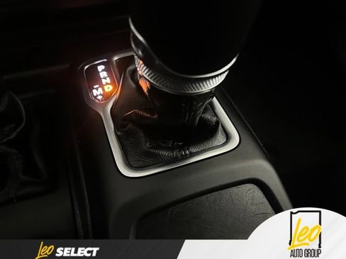 Used 2022 Jeep Wrangler Unlimited Sport AWD/4WD image 16