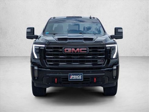 Used 2024 GMC Sierra 2500 AT4 w/ Technology Package AWD/4WD image 2