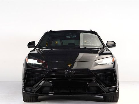 Used 2024 Lamborghini Urus S image 3