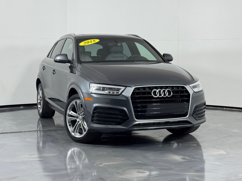 Used 2018 Audi Q3 2.0T Premium Plus FWD image 2
