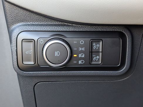 New 2026 Ford Explorer Platinum w/ LUX Leather Package image 20