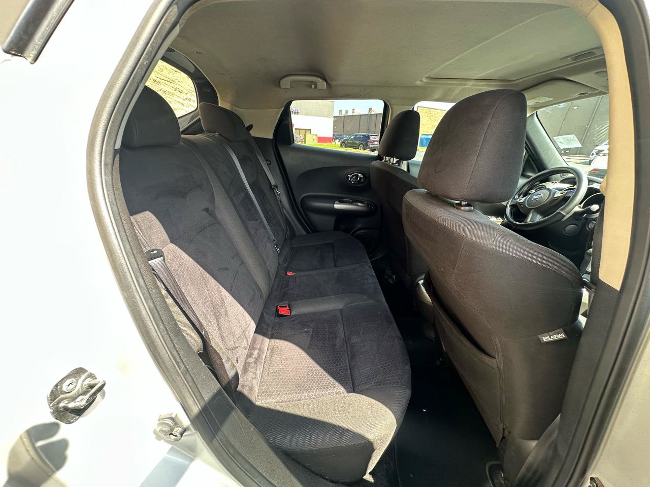 Used 2013 Nissan Juke SV FWD image 12