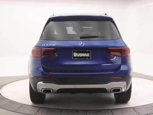 New 2026 Mercedes-Benz GLB 250 GLB 250 image 3