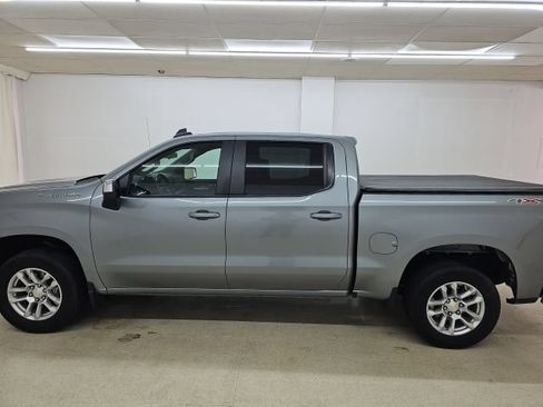 Used 2023 Chevrolet Silverado 1500 LT AWD/4WD image 19