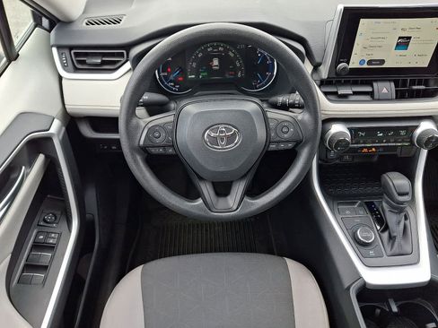 Certified 2025 Toyota RAV4 XLE w/ Convenience Package AWD/4WD image 13
