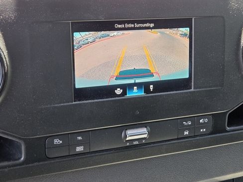 Used 2024 Mercedes-Benz Sprinter 2500 image 28