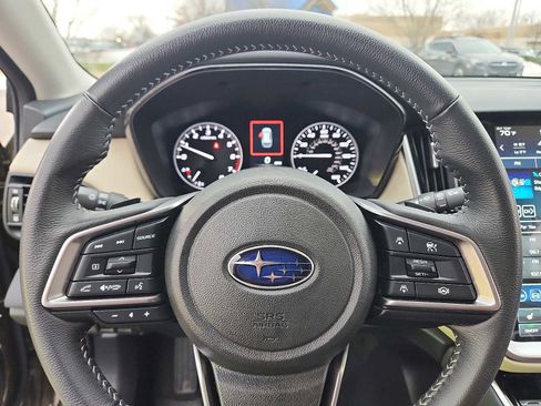 Used 2023 Subaru Outback Premium image 18