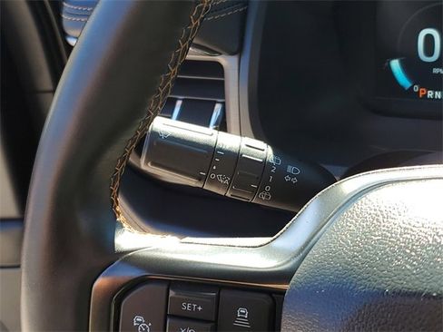 Used 2024 Ford Expedition Platinum image 16