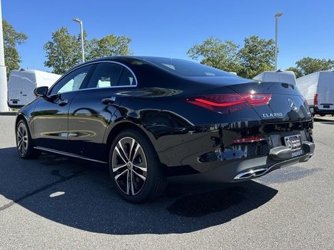 Used 2025 Mercedes-Benz CLA 250 4MATIC image 5