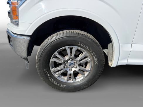 Used 2020 Ford F150 Lariat image 9