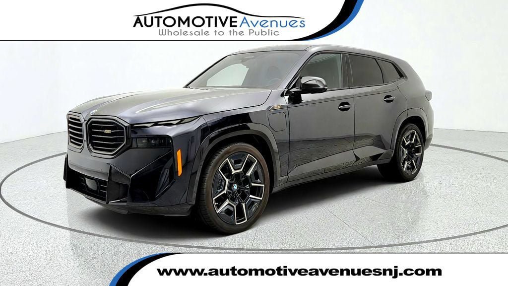 Used 2024 BMW XM AWD/4WD image 1