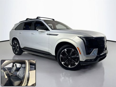 Used 2025 Cadillac Escalade IQ Sport 2 w/ LPO, Floor Liner Package AWD/4WD image 2