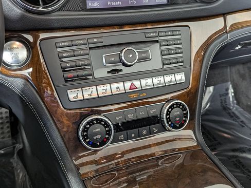 Used 2013 Mercedes-Benz SL 550 SL 550 image 36
