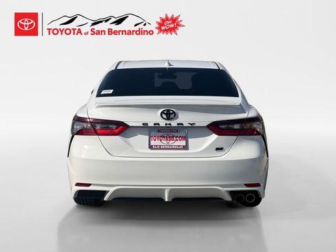 Certified 2022 Toyota Camry SE w/ Carpet Mat Package (TMS) FWD image 4