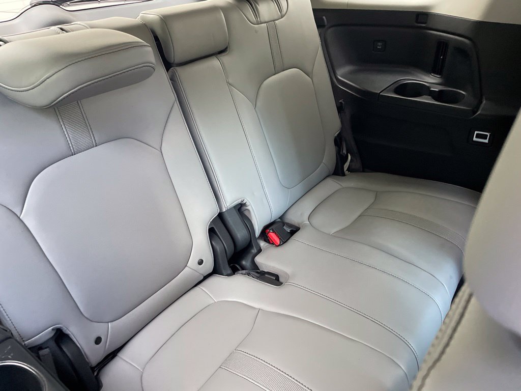 Certified 2024 Honda Pilot Touring image 10