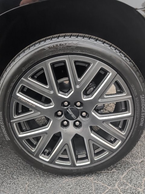 Used 2026 GMC Yukon XL Denali Ultimate w/ LPO, Floor Liner Package AWD/4WD image 10
