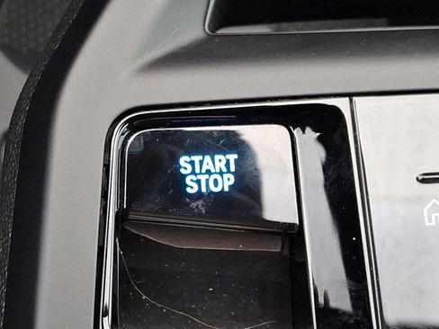 Certified 2024 BMW iX xDrive50 w/ Premium Package image 28