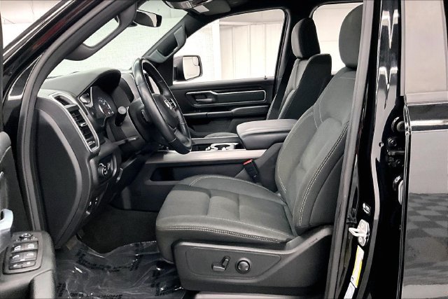 Used 2023 RAM 1500 Big Horn AWD/4WD image 24
