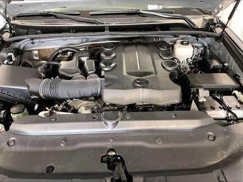 Certified 2023 Toyota 4Runner SR5 Premium AWD/4WD image 34