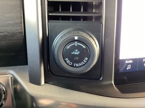 Used 2025 Ford F150 Lariat w/ Equipment Group 501A Mid AWD/4WD image 63