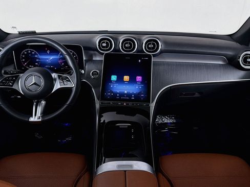 Certified 2026 Mercedes-Benz GLC 300 image 6