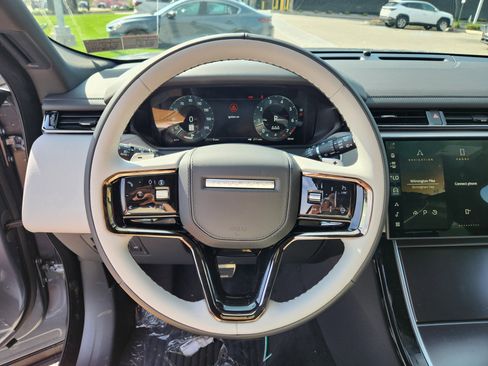New 2026 Land Rover Range Rover Velar Dynamic SE AWD/4WD image 15