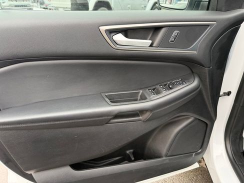 Used 2024 Ford Edge SEL image 13