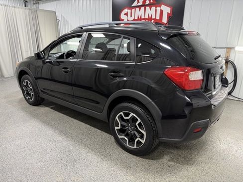 Used 2017 Subaru Crosstrek 2.0i Premium image 6