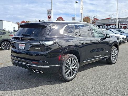 New 2026 Buick Enclave Avenir w/ Super Cruise Package FWD image 5