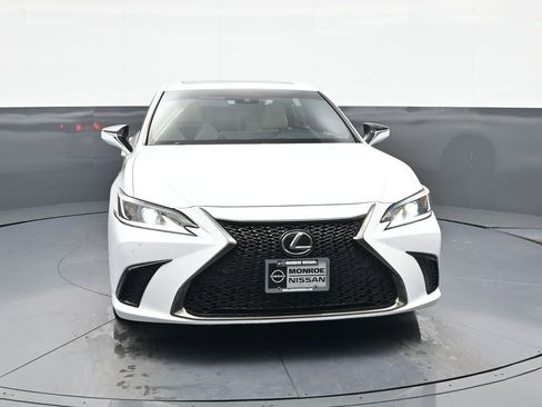 Used 2023 Lexus ES 350 F Sport w/ Accessory Package (Z2) FWD image 2