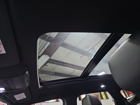 Used 2020 Chevrolet Blazer RS FWD image 30