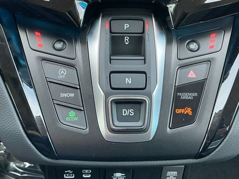 New 2026 Honda Odyssey Touring image 16