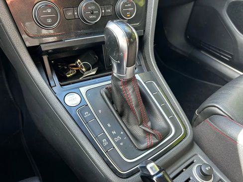 Used 2016 Volkswagen GTI Autobahn w/ Lighting Package (SEL) image 22