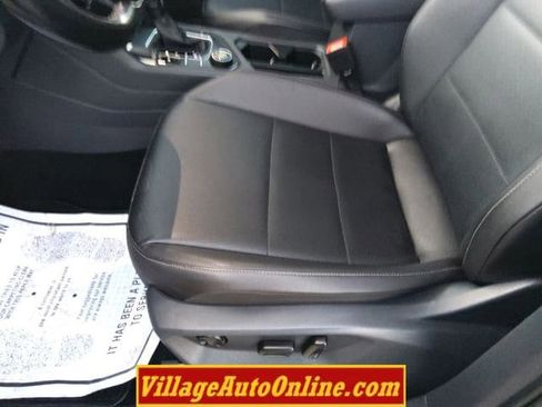 Used 2020 Volkswagen Tiguan SE R-Line image 20