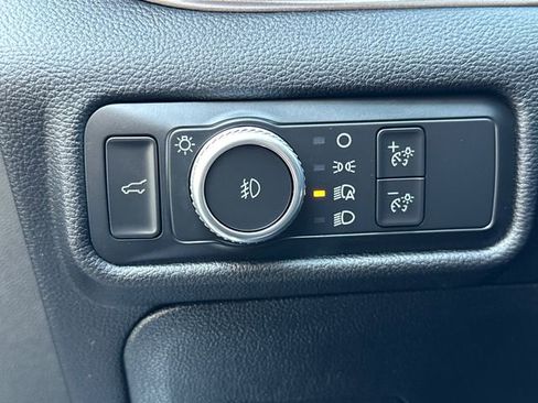 Used 2022 Ford Explorer Limited w/ Class IV Trailer Tow Package image 28