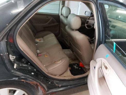 Used 1999 Toyota Camry LE FWD image 27
