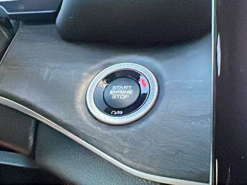 New 2025 Jeep Grand Cherokee Limited w/ Luxury Tech Group II image 31