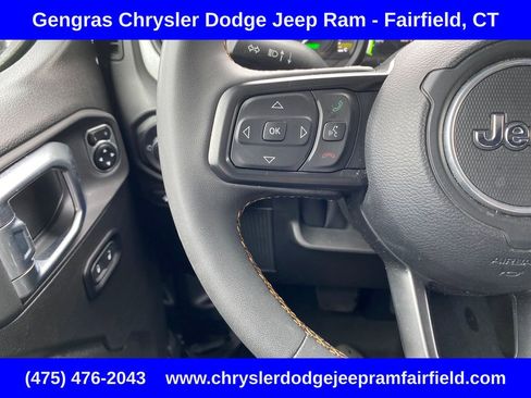 Used 2024 Jeep Wrangler Unlimited AWD/4WD image 19
