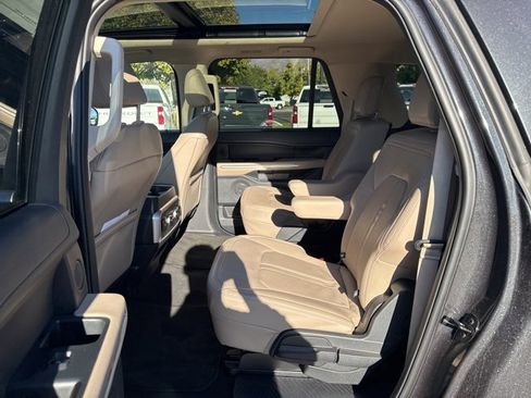 Used 2024 Ford Expedition Max Limited image 15
