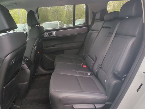 Certified 2025 Hyundai Santa Fe XRT AWD/4WD image 24